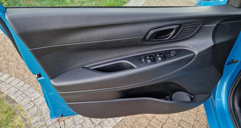 Hyundai i20 cena 61900 przebieg: 44000, rok produkcji 2022 z Żukowo małe 172